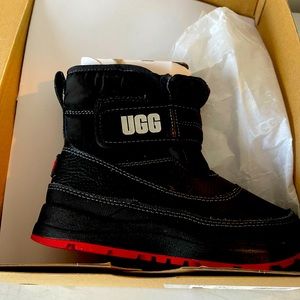 Kid uggs-Brand new